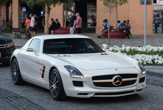 Mercedes-Benz SLS AMG