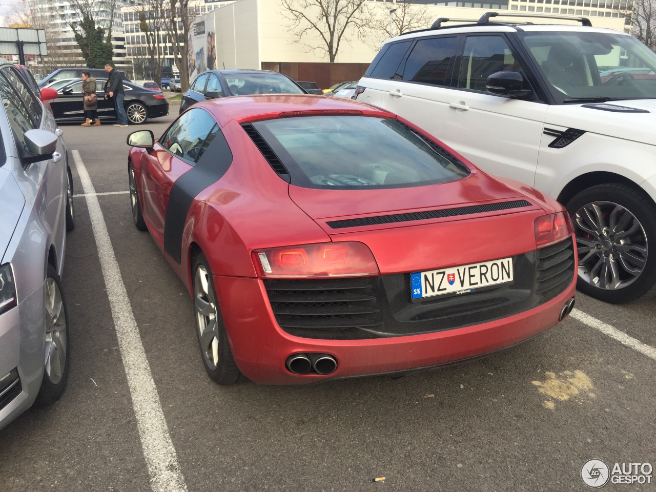 Audi R8