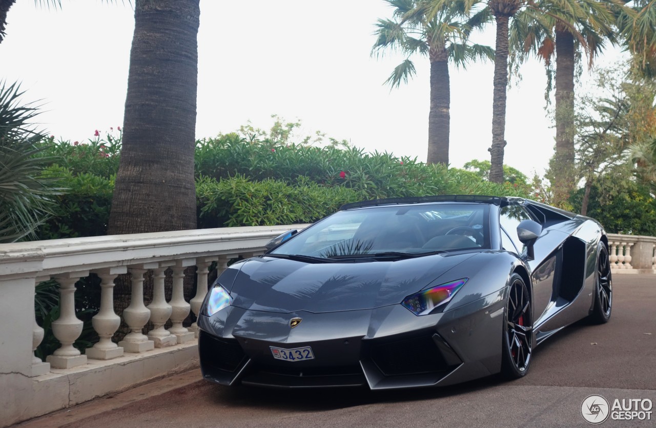 Lamborghini Aventador LP700-4 Roadster