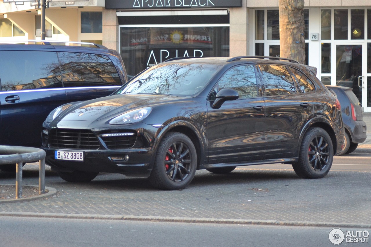 Porsche 958 Cayenne GTS