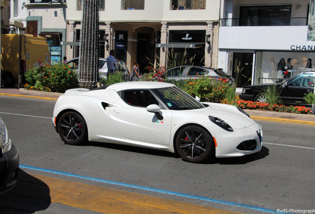 Alfa Romeo 4C Coupé