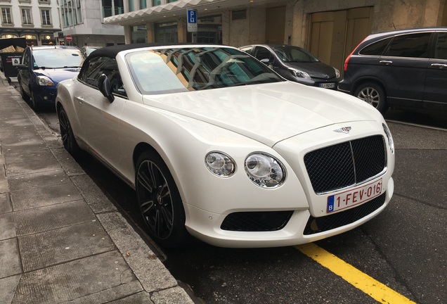 Bentley Continental GTC V8