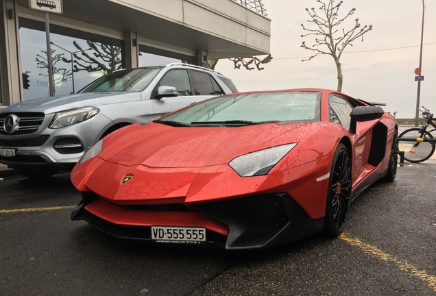 Lamborghini Aventador LP750-4 SuperVeloce