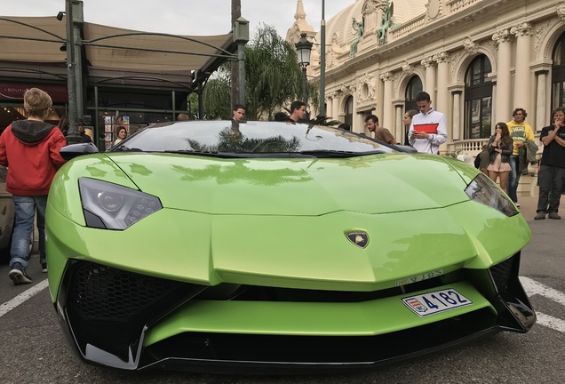 Lamborghini Aventador LP750-4 SuperVeloce Roadster