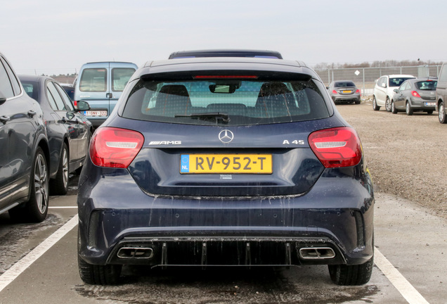 Mercedes-AMG A 45 W176 2015