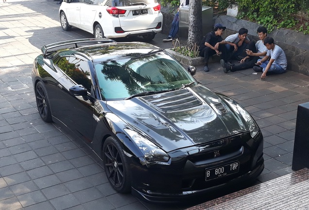 Nissan GT-R