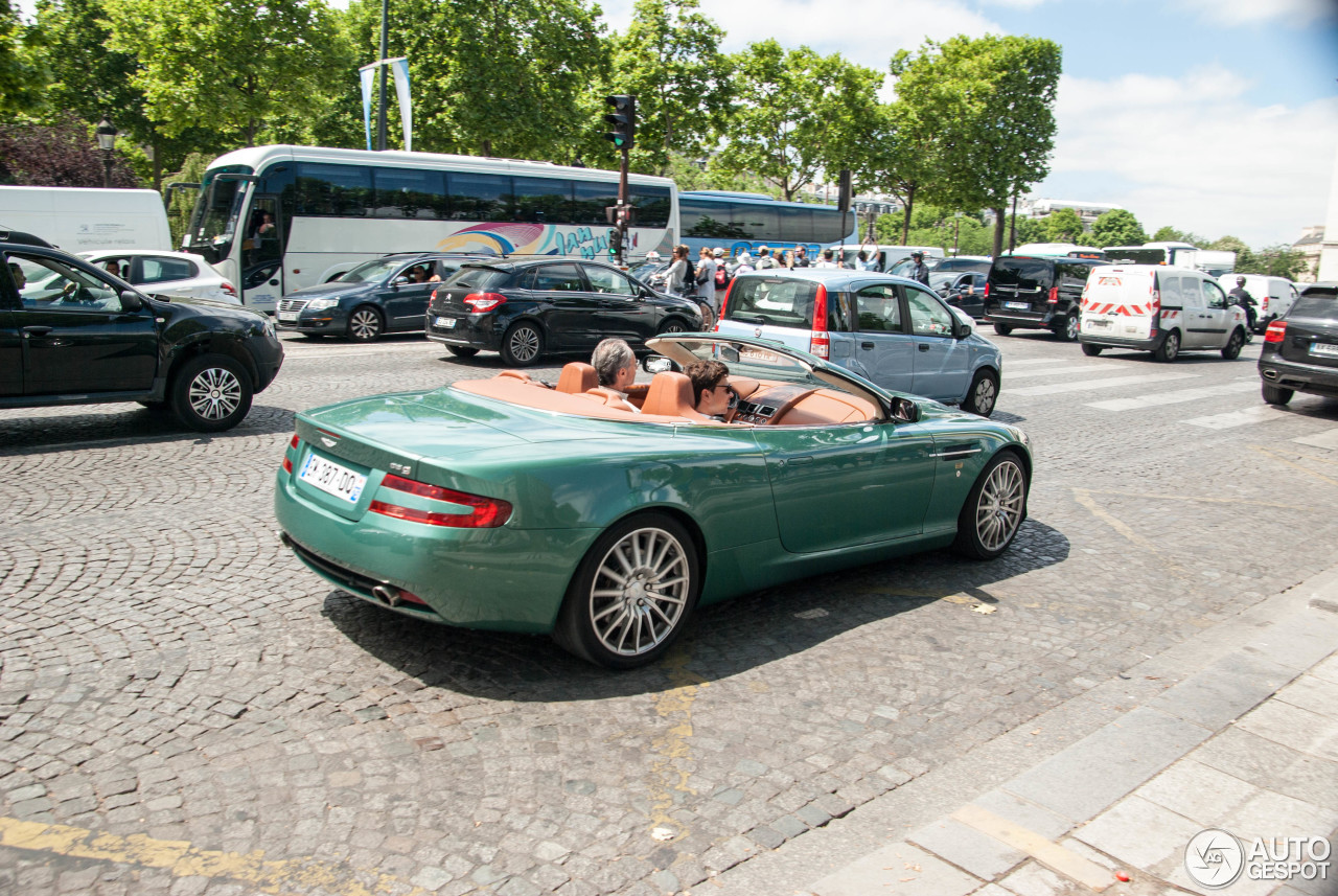 Aston Martin DB9 Volante