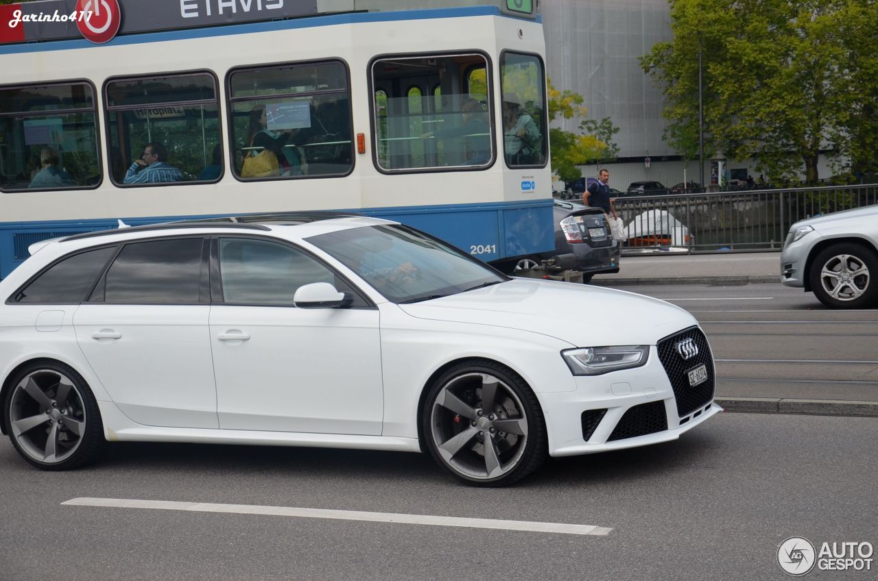 Audi RS4 Avant B8