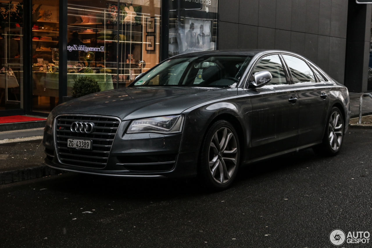 Audi S8 D4