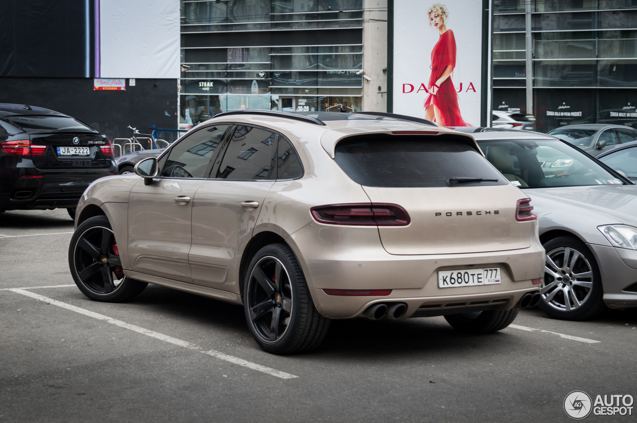 Porsche 95B Macan GTS