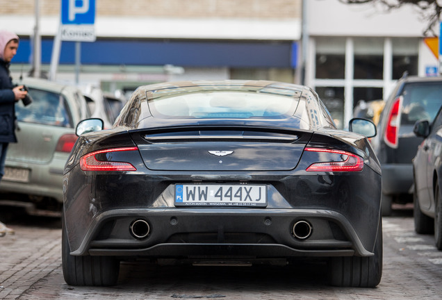 Aston Martin Vanquish 2013