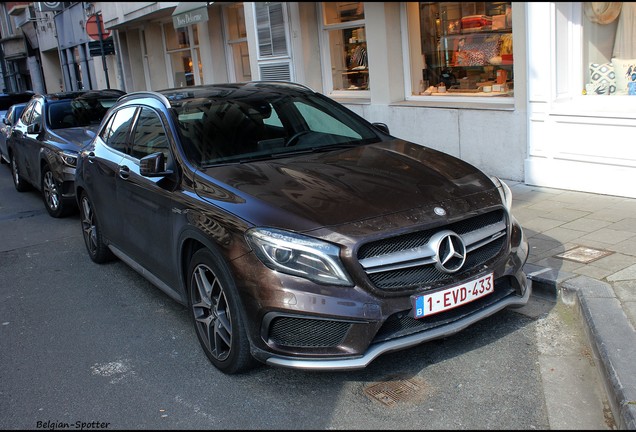 Mercedes-Benz GLA 45 AMG X156