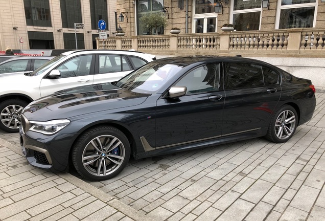 BMW M760Li xDrive