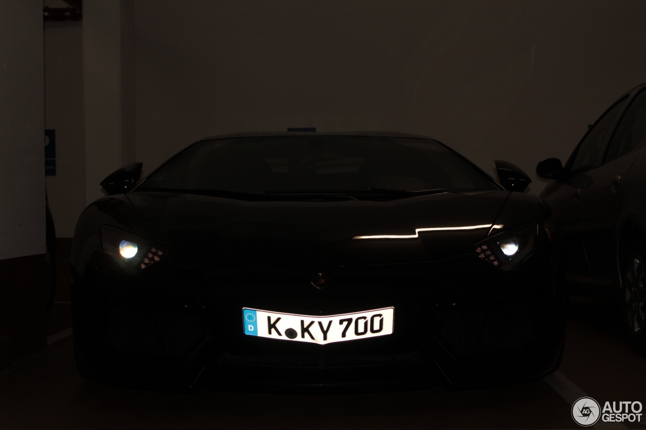 Lamborghini Aventador LP700-4