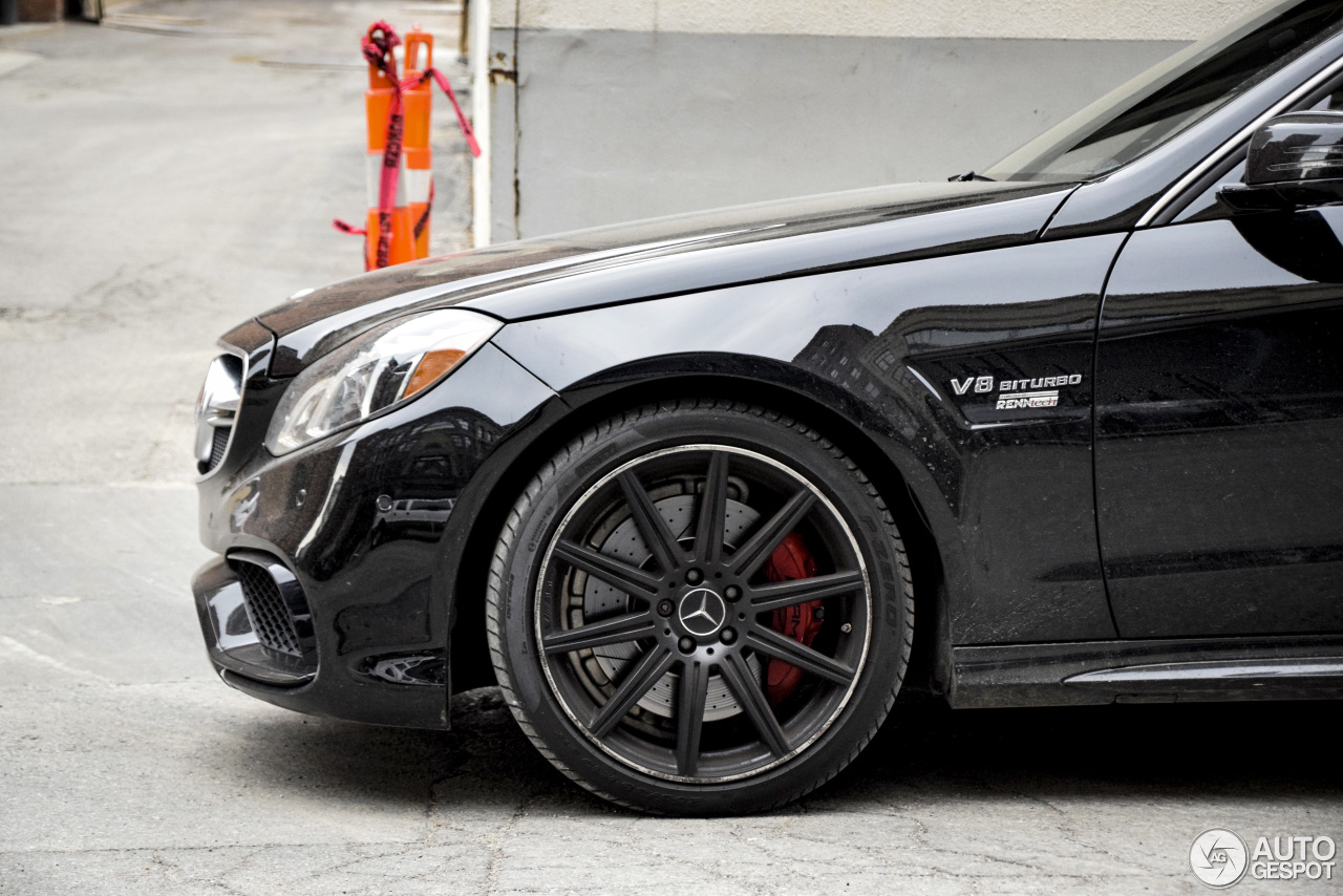 Mercedes-Benz Renntech E 63 AMG W212 V8 Biturbo