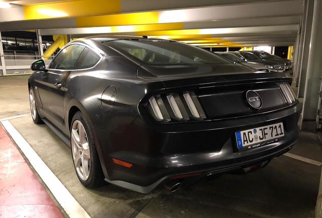 Ford Mustang GT 2015