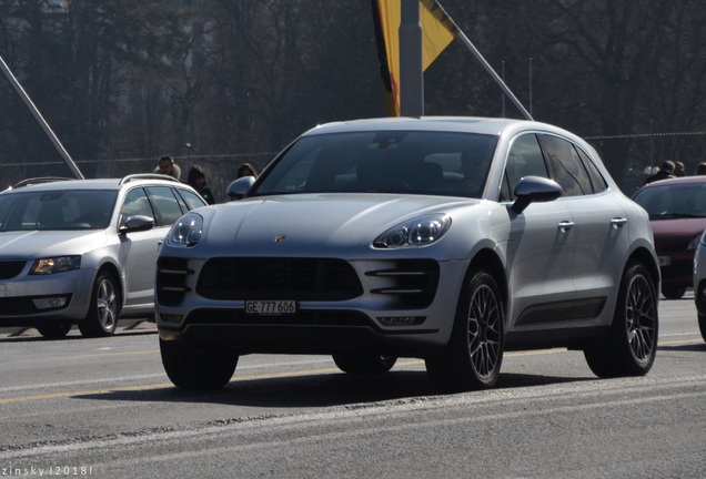 Porsche 95B Macan Turbo