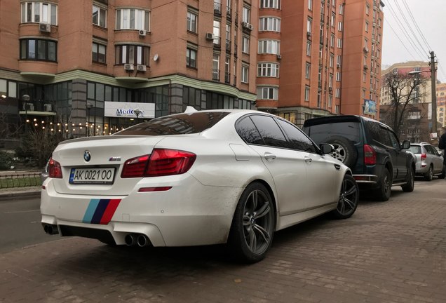 BMW M5 F10 2011