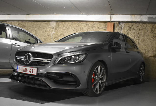 Mercedes-AMG A 45 W176 2015