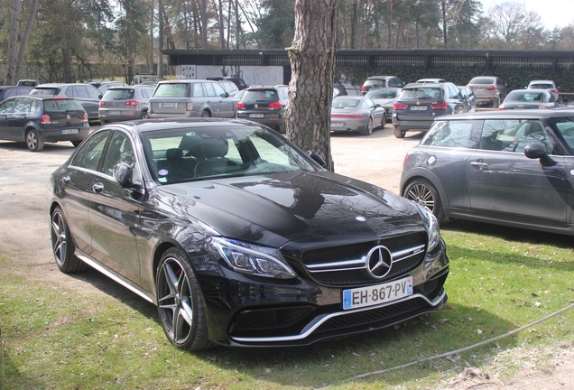Mercedes-AMG C 63 S W205