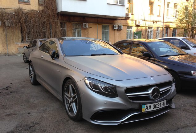 Mercedes-AMG S 63 Coupé C217