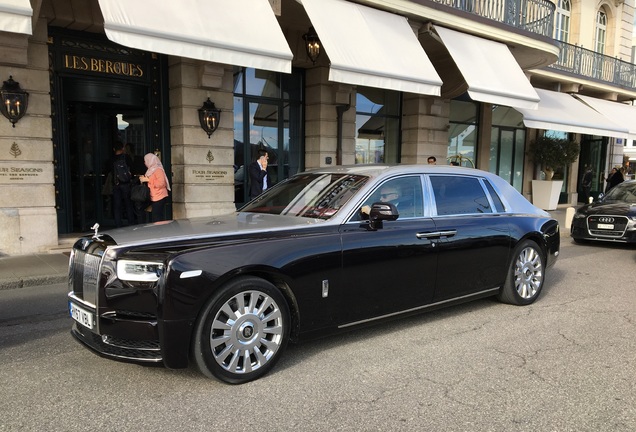 Rolls-Royce Phantom VIII EWB