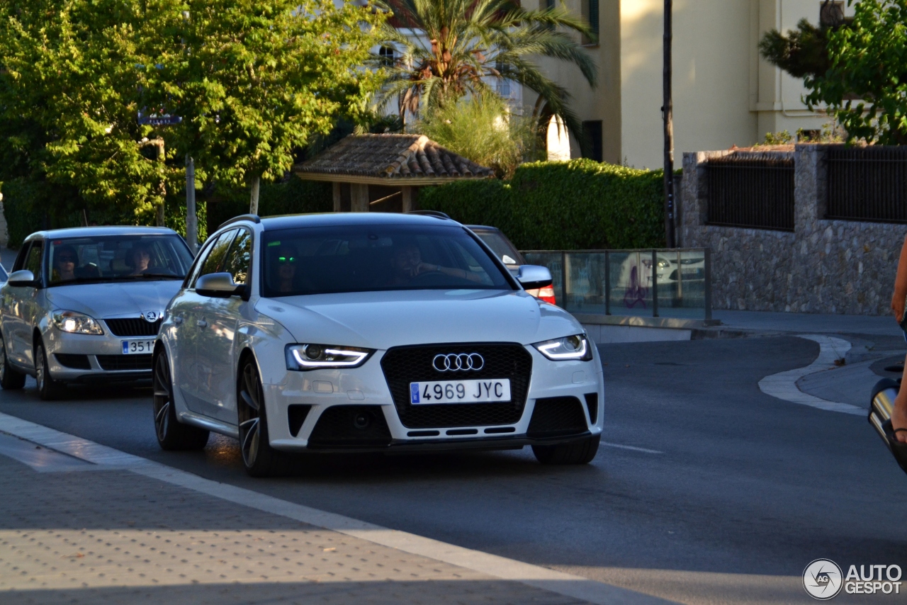 Audi RS4 Avant B8