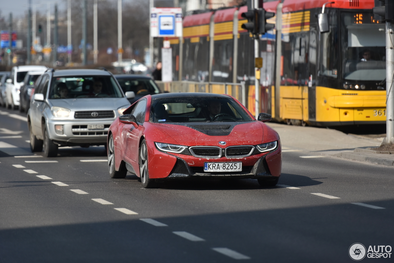 BMW i8 Protonic Red Edition