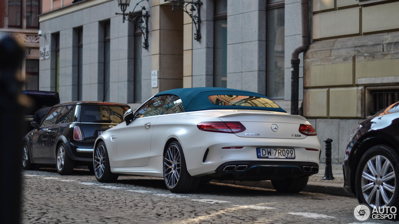 Mercedes-AMG C 63 S Convertible A205 Ocean Blue Edition