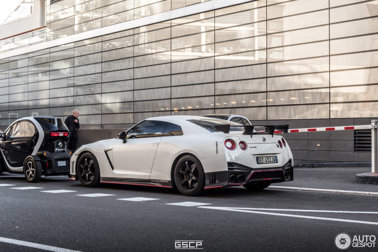 Nissan GT-R 2011 Nismo