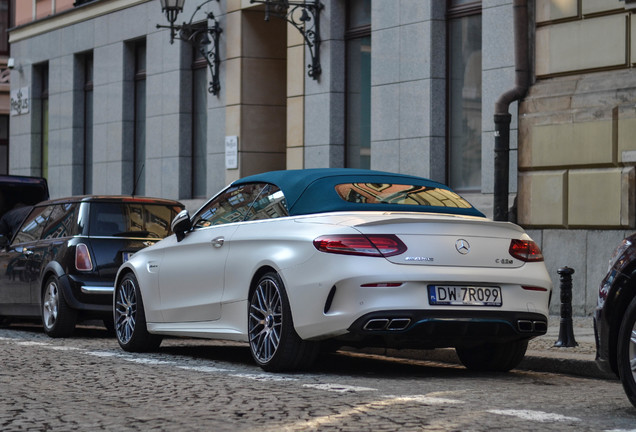 Mercedes-AMG C 63 S Convertible A205 Ocean Blue Edition