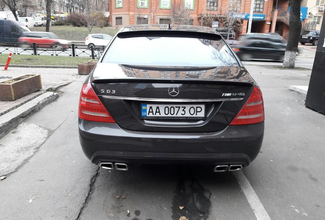 Mercedes-Benz S 63 AMG W221 2011