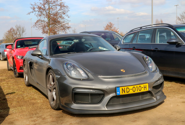 Porsche 981 Cayman GT4