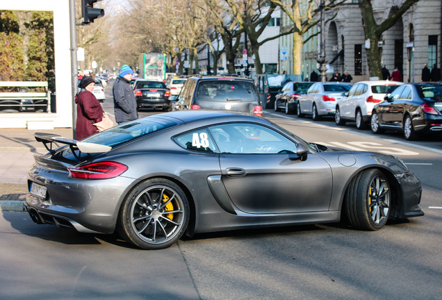 Porsche 981 Cayman GT4