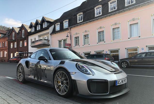 Porsche 991 GT2 RS Weissach Package