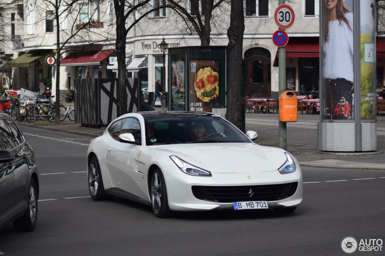 Ferrari GTC4Lusso