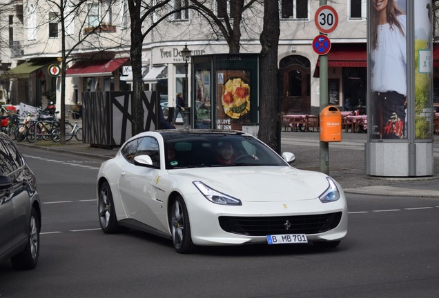 Ferrari GTC4Lusso