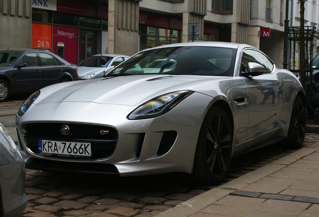 Jaguar F-TYPE S Coupé