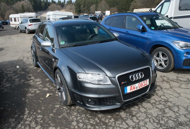 Audi RS4 Avant B7