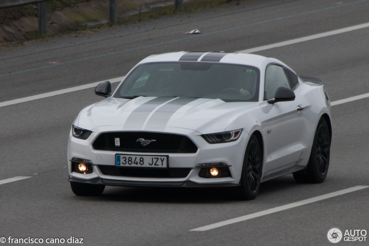 Ford Mustang GT 2015