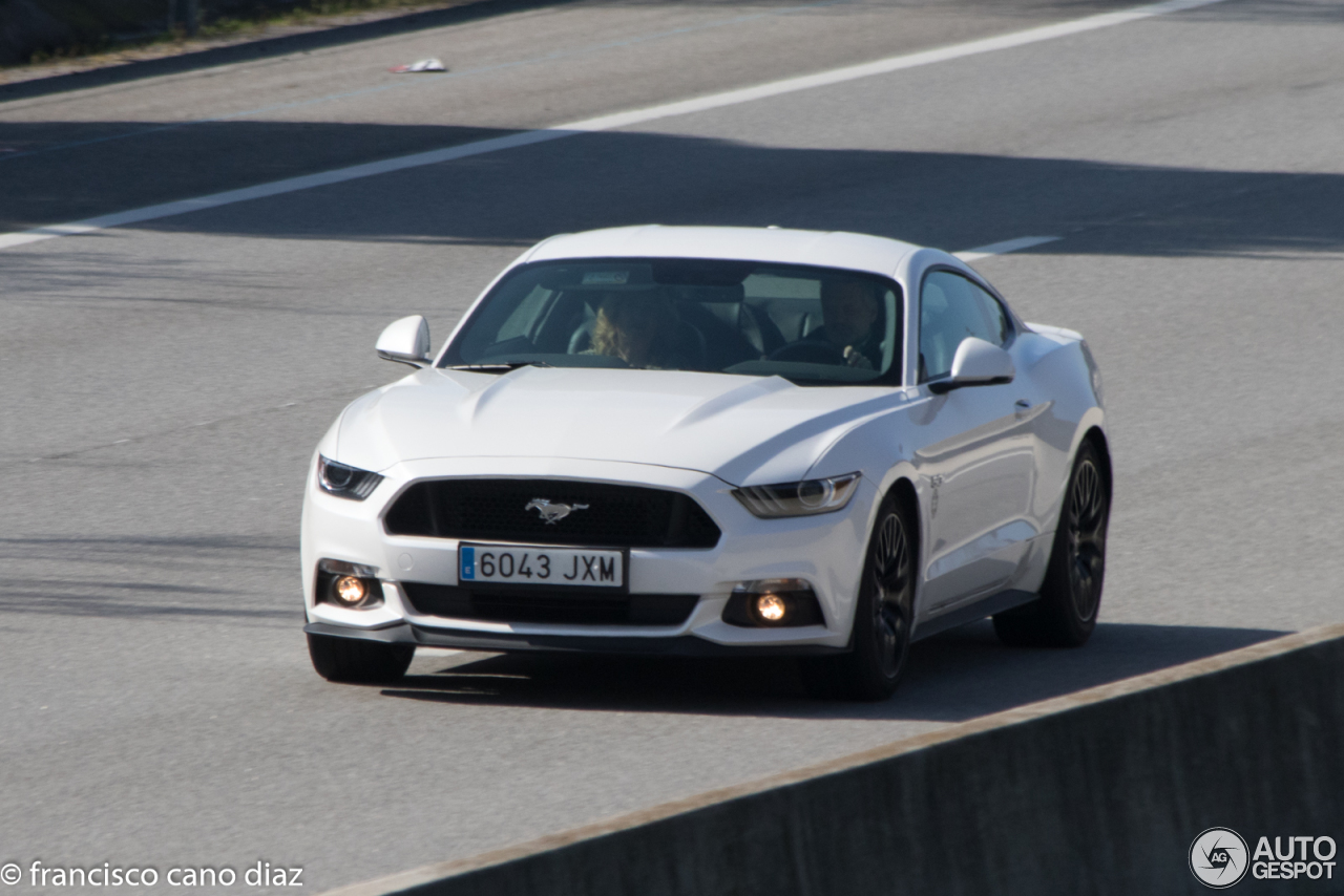 Ford Mustang GT 2015