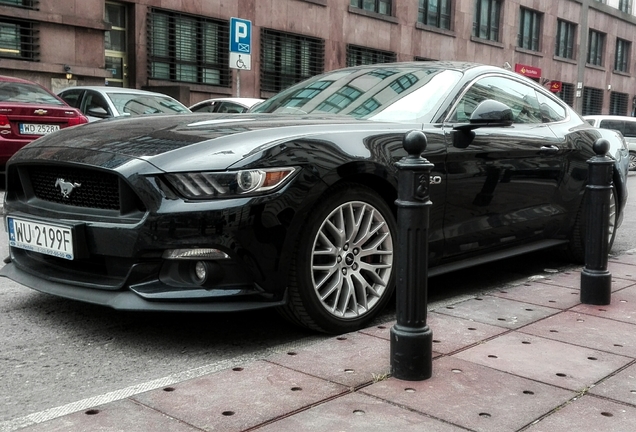 Ford Mustang GT 2015