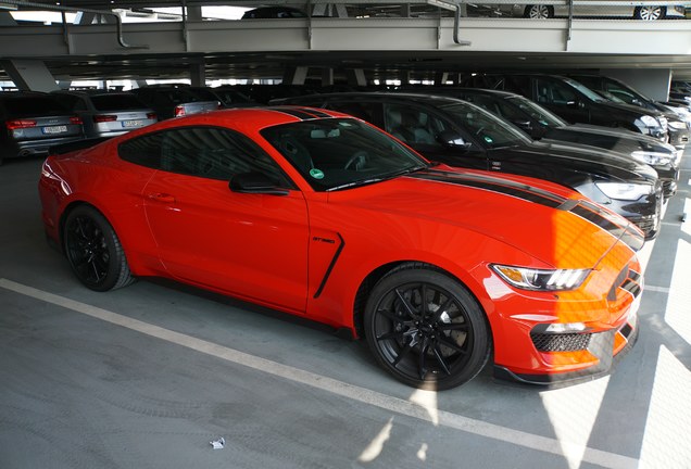 Ford Mustang Shelby GT350 2015