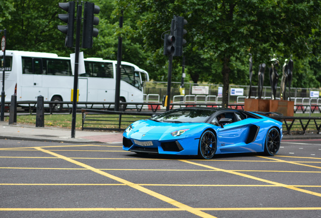 Lamborghini Aventador LP700-4