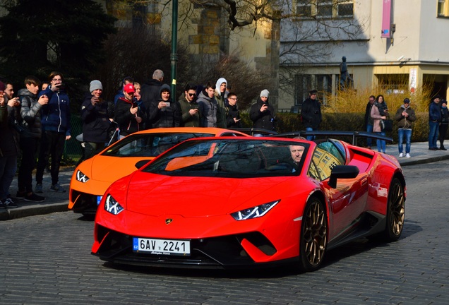 Lamborghini Huracán LP640-4 Performante Spyder