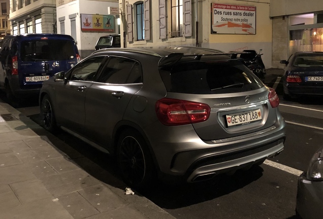 Mercedes-AMG GLA 45 X156