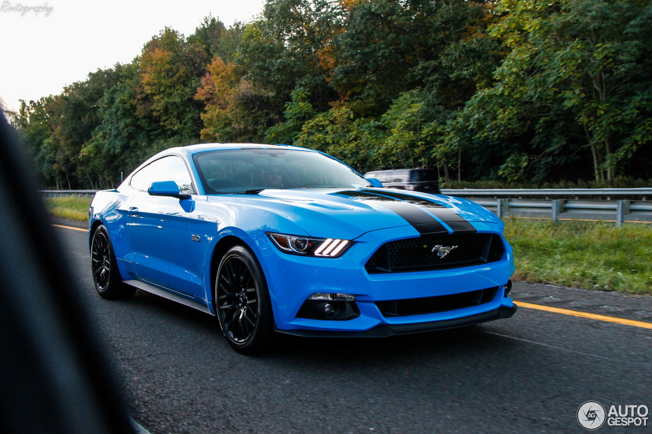 Ford Mustang GT 2015