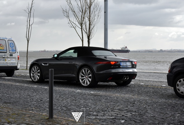 Jaguar F-TYPE S Convertible