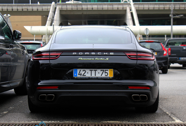 Porsche 971 Panamera Turbo S E-Hybrid