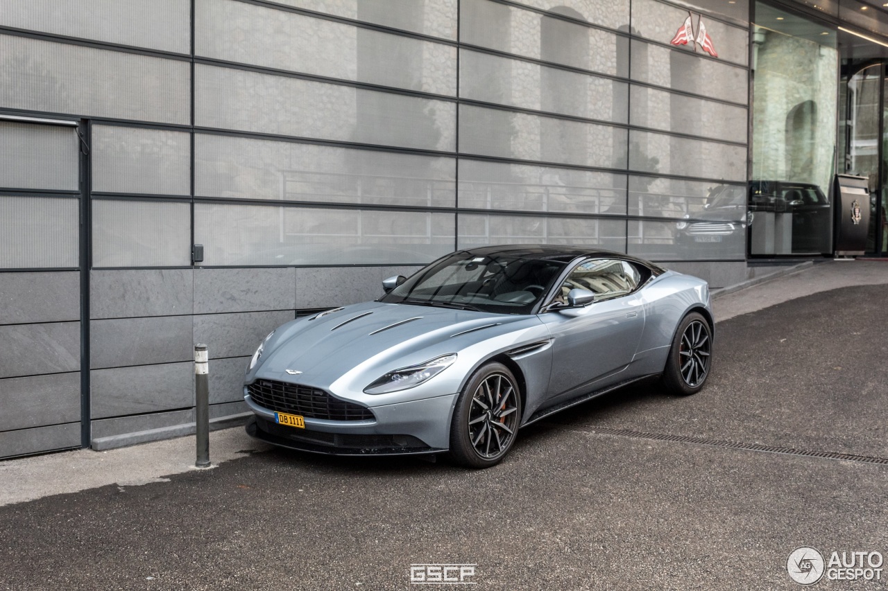 Aston Martin DB11